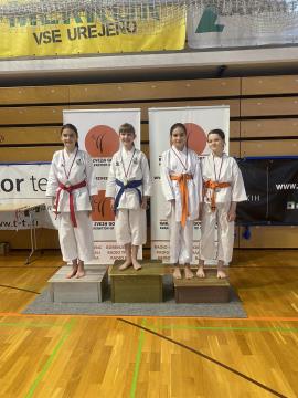 Žana Čančar in Vedrana Zagorac 3. mesto v katah